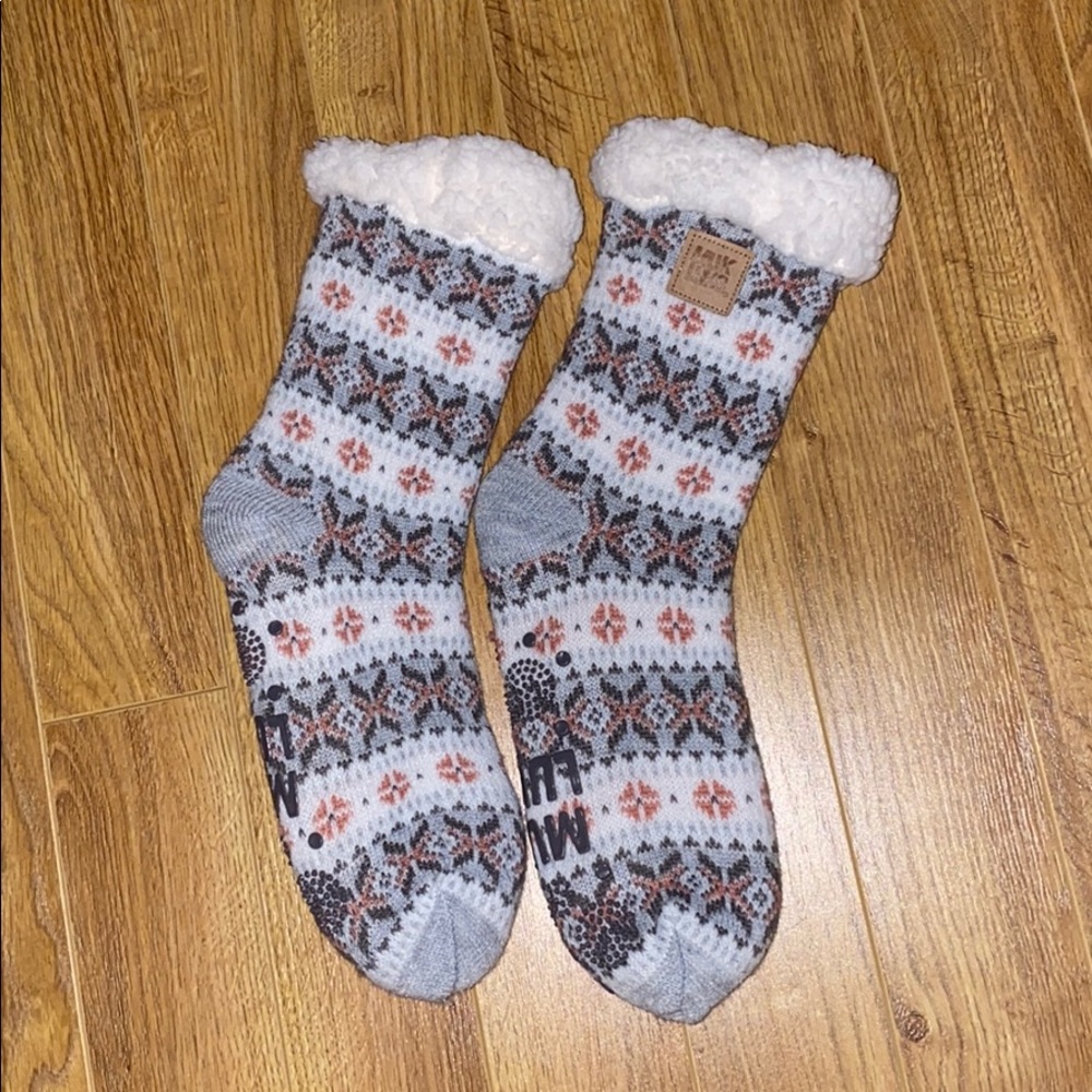 Women’s MUK LUKS slipper socks